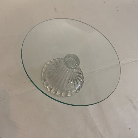 Circleware Chic Clear Glass Cake Plate Petite 8 Inches Round Gift Display New - Picture 6 of 7